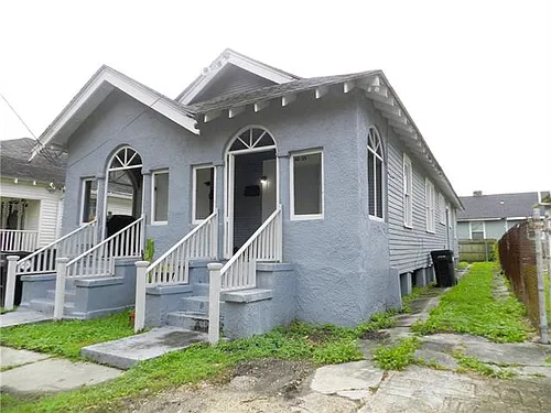 4033 Eagle St Photo 1