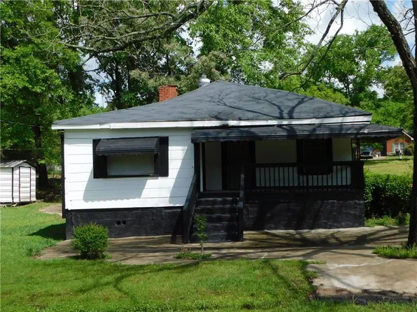 1102 5th St S, Phenix City, AL 36869