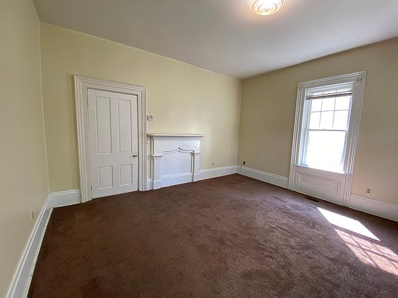 2nd image of 235 Boyce St #235