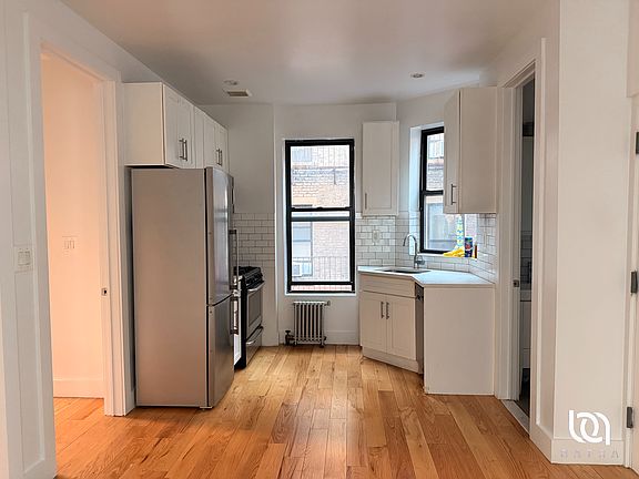 2nd image of 175 E 105th St APT 3R