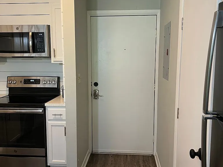 45 Folly Field Rd #4J — Photo 2