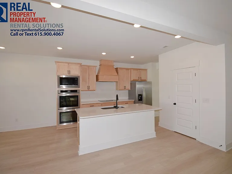 2302 Beaver Dr — Photo 5