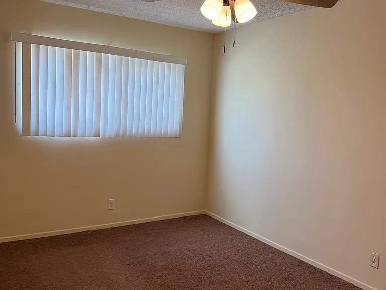 14130 Bellflower Blvd — Photo 16