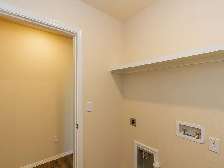7514 Beck Dr — Photo 26