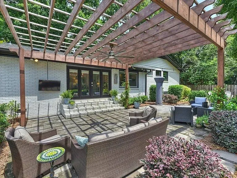 6139 Candlewood Dr — Photo 24