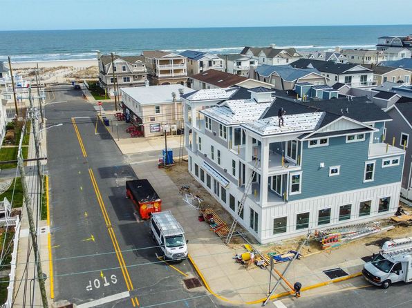 400 55th St #D, Ocean City, NJ 08226