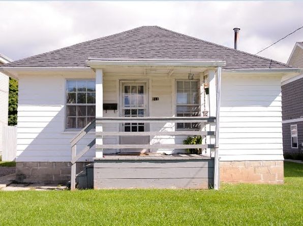 811 Pleasant St