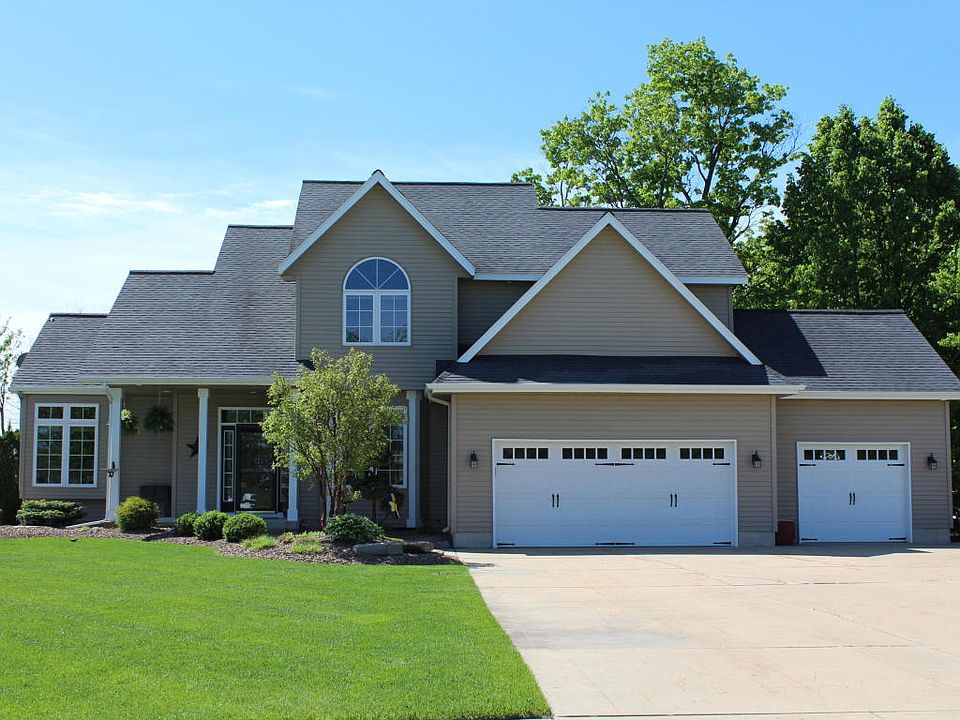 1st image of 3284 Rosewood St