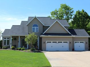 3284 Rosewood St, Hudsonville, MI 49426