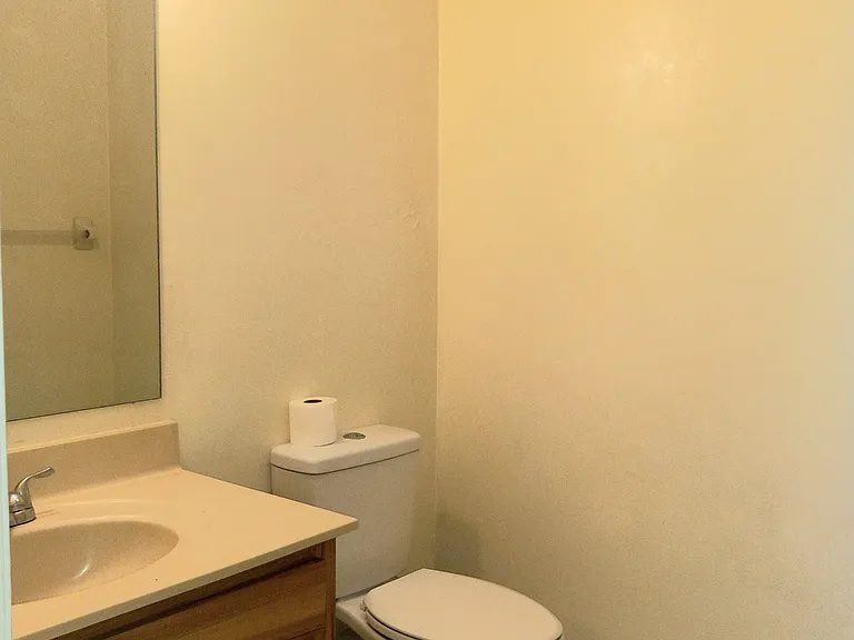 1304 Bender Ave — Photo 32