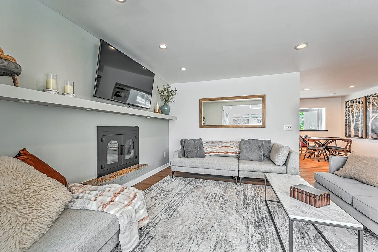 2976 Summervale Ln — Photo 2