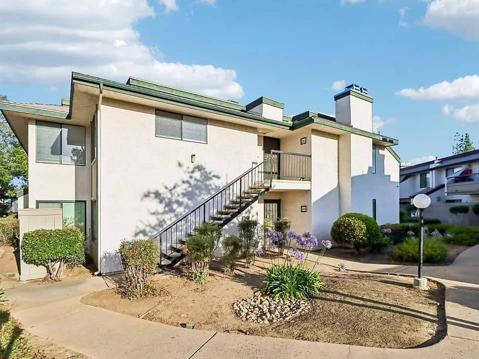 450 W Vermont Ave