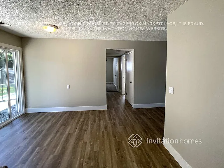 497 Burlington Dr — Photo 3