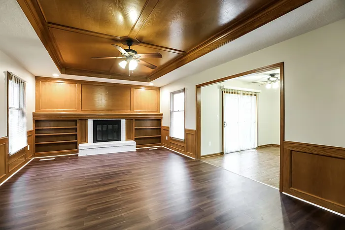 3 bed, 3.0 bath, 2198 sqft, $2,495 — Photo 4