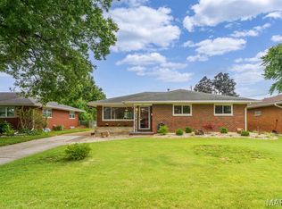 941 Willow St, Wood River, IL 62095