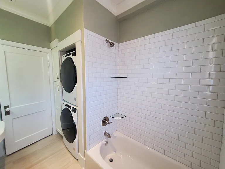 1434 Somerset Ave — Photo 9