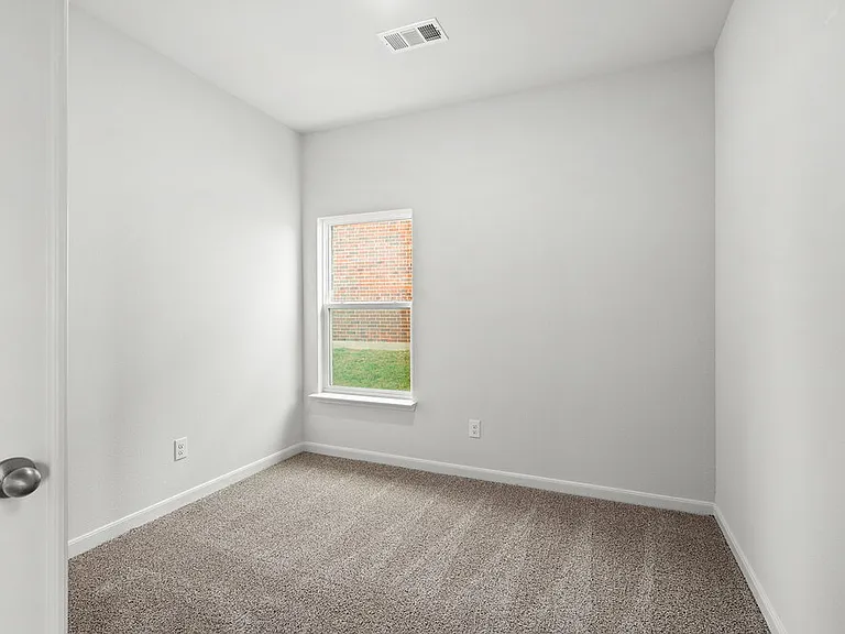 309 Julian Davis Dr — Photo 10