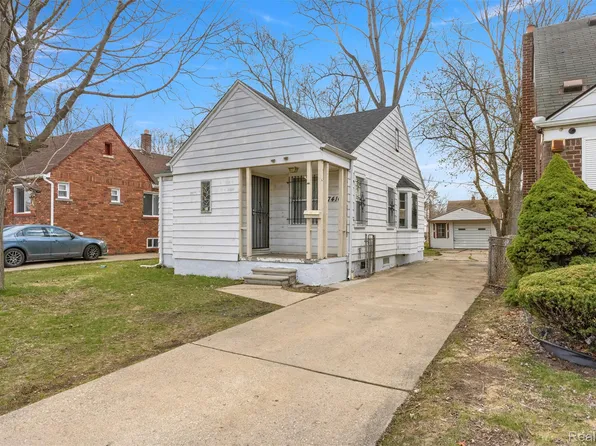 7416 Heyden St, Detroit, MI 48228