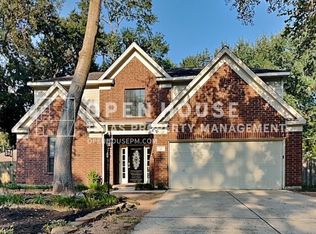6 E Summer Storm Cir, Spring, TX 77381