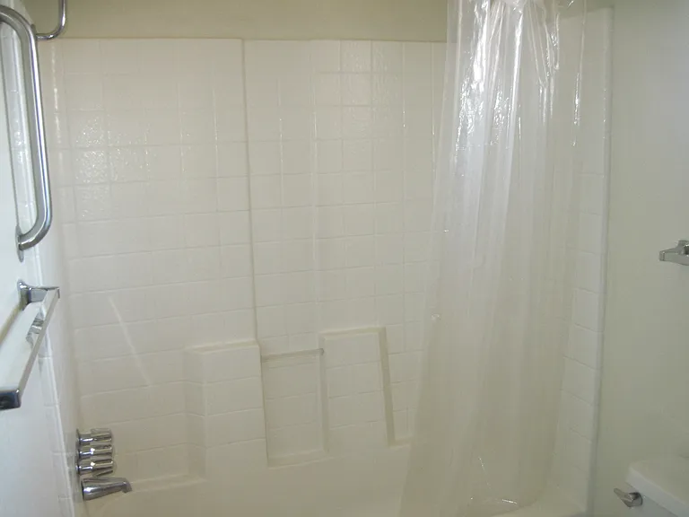 426 S Bowie Ave #A — Photo 5