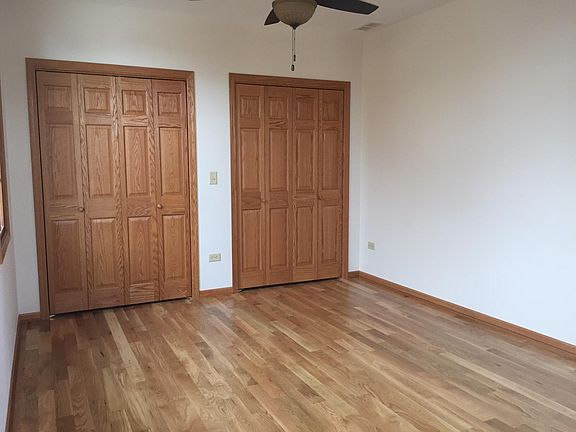 2nd image of 760 S Broadway St APT B
