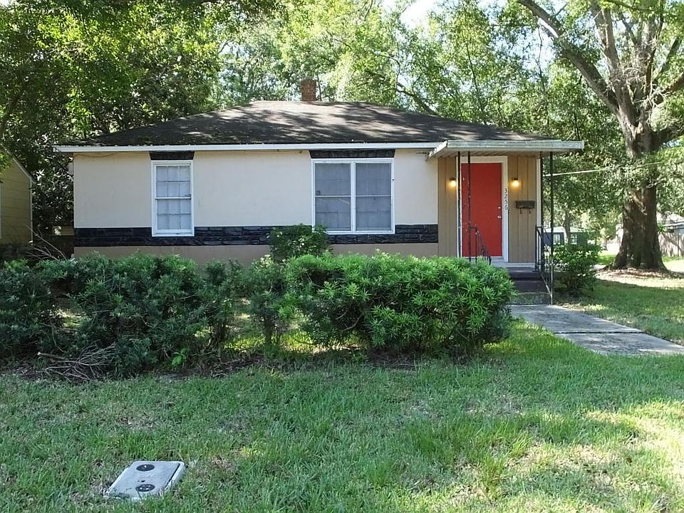 1st image of 3256 Green St