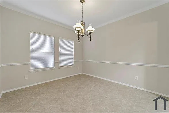 521 Cheyenne Dr — Photo 5