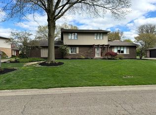 5610 Aspen Valley Ave NE, Canton, OH 44721