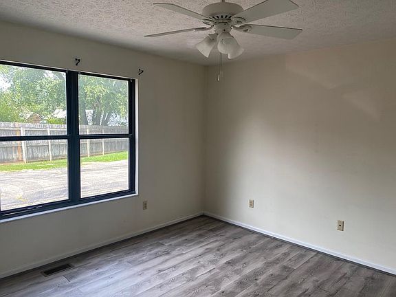 3rd image of 81 Dickey Ave #81