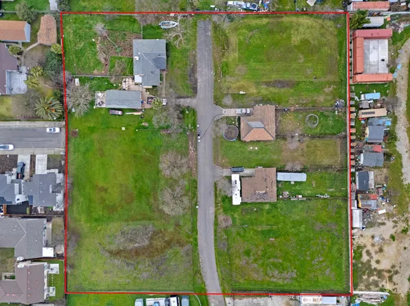 4851 Warren Ave, Sacramento, CA 95838