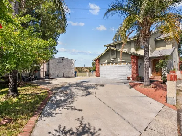 11837 Hunnewell Ave, Sylmar, CA 91342