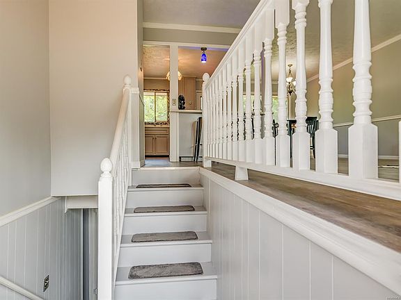 5th image of 5319 Thornhill Dr
