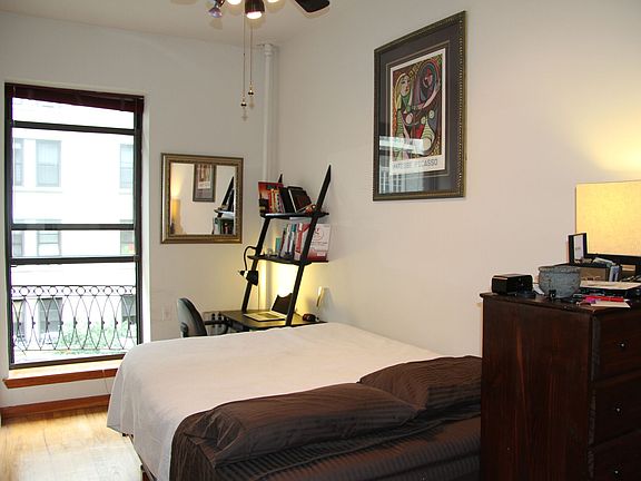 3rd image of 317 W 100th St APT 4F