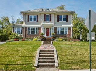 196 Oakland Rd, Maplewood, NJ 07040