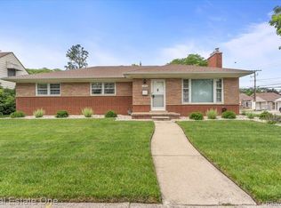 13100 Veronica St, Southgate, MI 48195