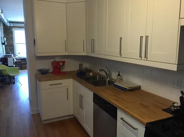 1243 N Greenview Ave #2F, Chicago, IL 60642