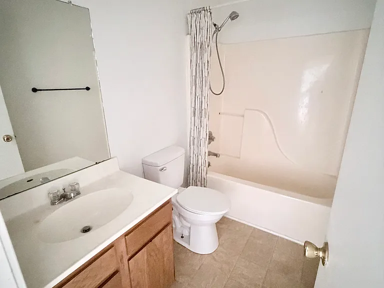 110 Summerchase Rd #5 — Photo 12