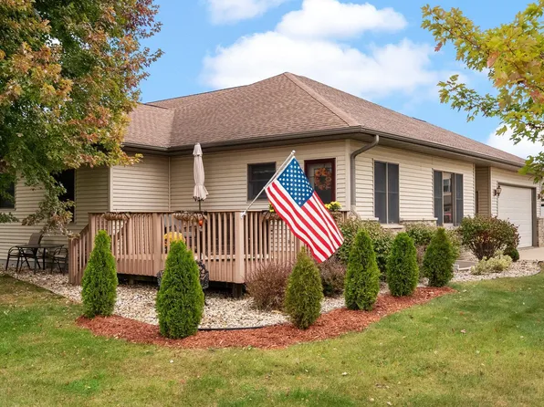 2000 Sandhill Dr, Prairie Du Sac, WI 53578
