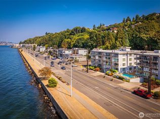 2104 Alki Ave SW APT 305, Seattle, WA
