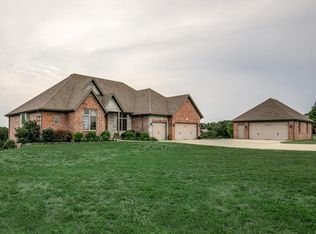 188 Evening Ln, Ozark, MO 65721