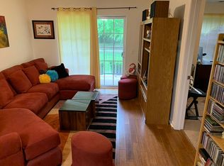 97 Liddle Ave, Edison, NJ 08837