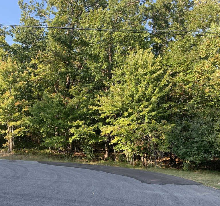 2nd image of Hunter Hill Dr