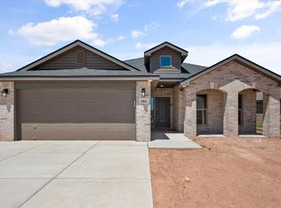 902 E 32nd St, Wolfforth, TX 79382