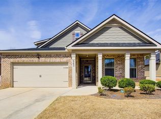 563 Carleton Pl, Locust Grove, GA 30248