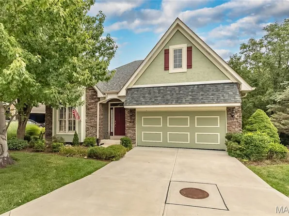 709 Huntwood Ter, Lake Saint Louis, MO 63367