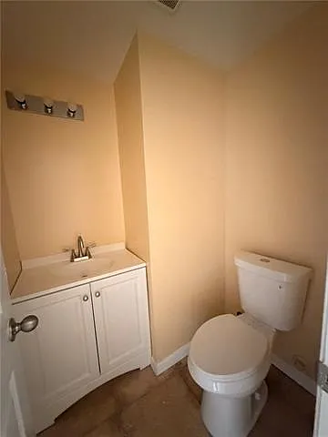 2712 Lasalle St — Photo 7