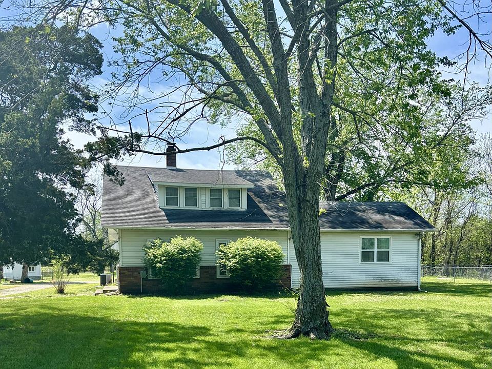 1st image of 2376 Jayhawk Rd