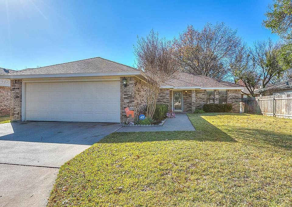 1st image of 2021 Augusta Dr