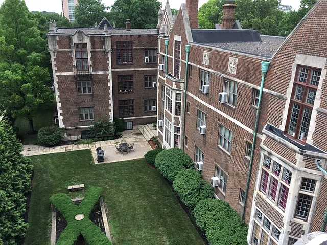 Oxford Gables Apartments