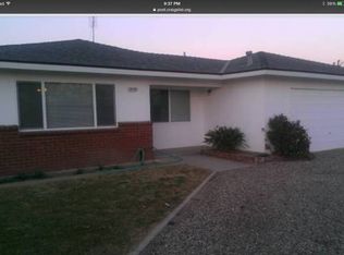 18598 E Kings Canyon Rd, Sanger, CA 93657